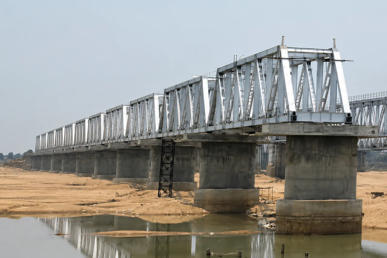 Kharagpur–Bhadrak 3rd Line Project — girder fabrication works