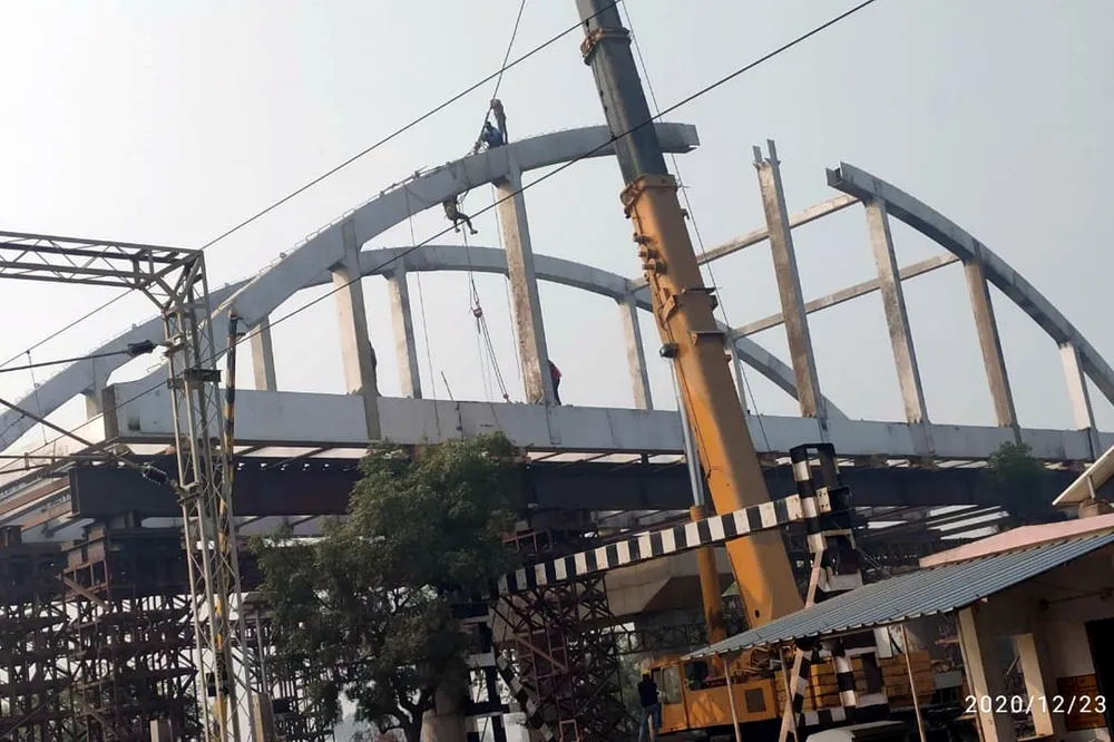 Bow String Girder Project — 60m bow string girder fabrication